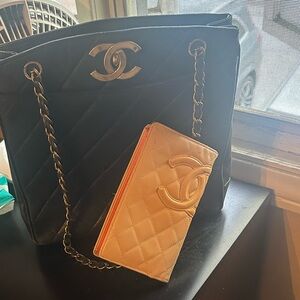 CHANEL Black and Cream Quilted Bag with Wallet